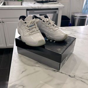 “Legend Blue” Air Jordan Low 11s 8.5